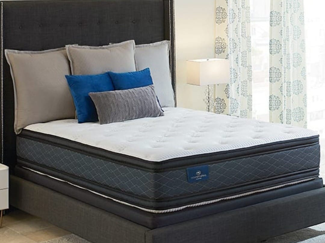 A major 38-year-old mattress chain is suddenly closing every single store