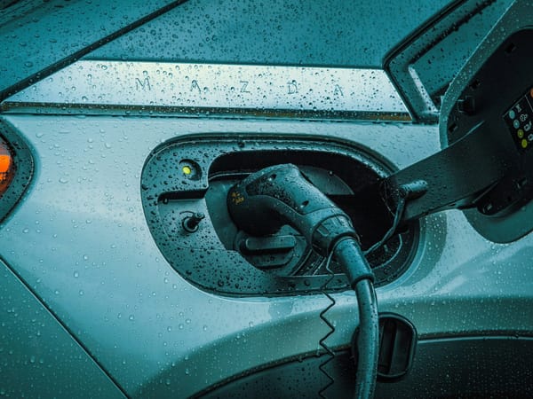 China reveals 1,000km range EV battery